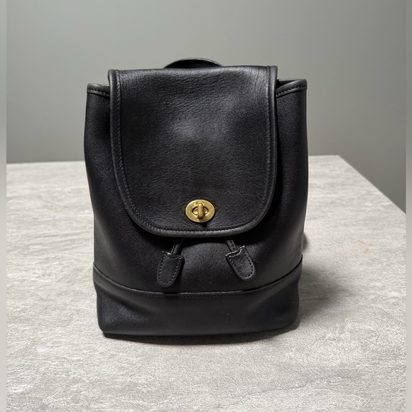 Coach Handbags - Vintage Coach Daypack Mini Daypack Backpack style #9960 Glove Tanned Leather